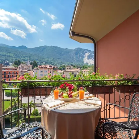 Hotel Grand Dino 4*