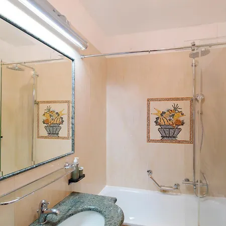 Grand Dino Бавено