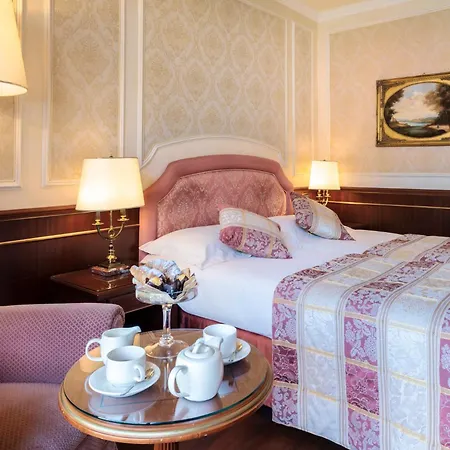 Grand Dino Отель