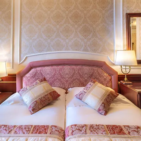 Grand Dino Отель Бавено