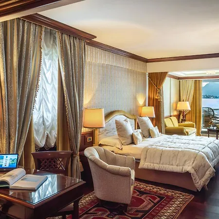 Grand Dino Otel 4*