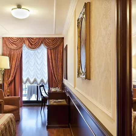 Grand Dino Hotel 4*