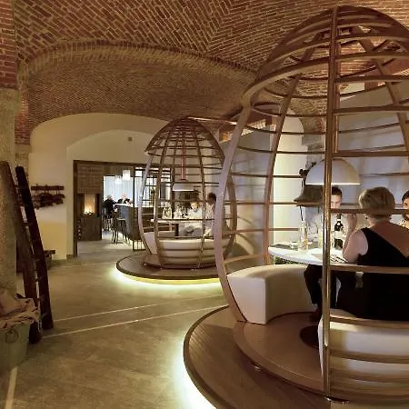 Hotel Grand Dino